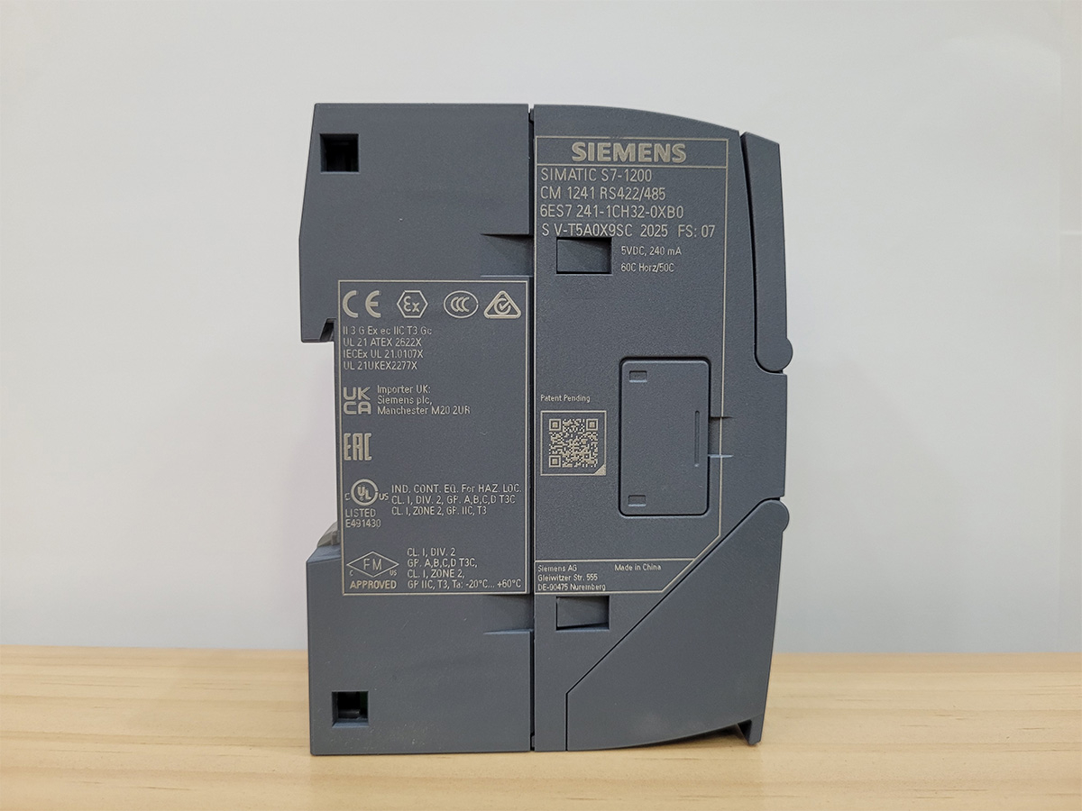 Hình ảnh thực tế mặt bên 6ES7241-1CH32-0XB0 Hình ảnh thực tế mặt bên 6ES7241-1CH32-0XB0