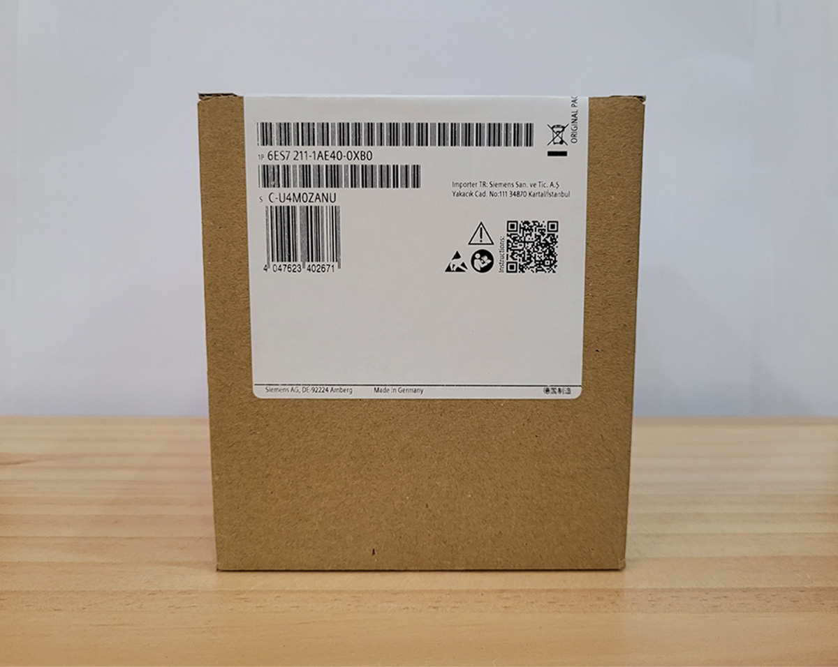 Hình ảnh thực tế vỏ hộp 6ES7211-1AE40-0XB0 Hình ảnh thực tế vỏ hộp 6ES7211-1AE40-0XB0