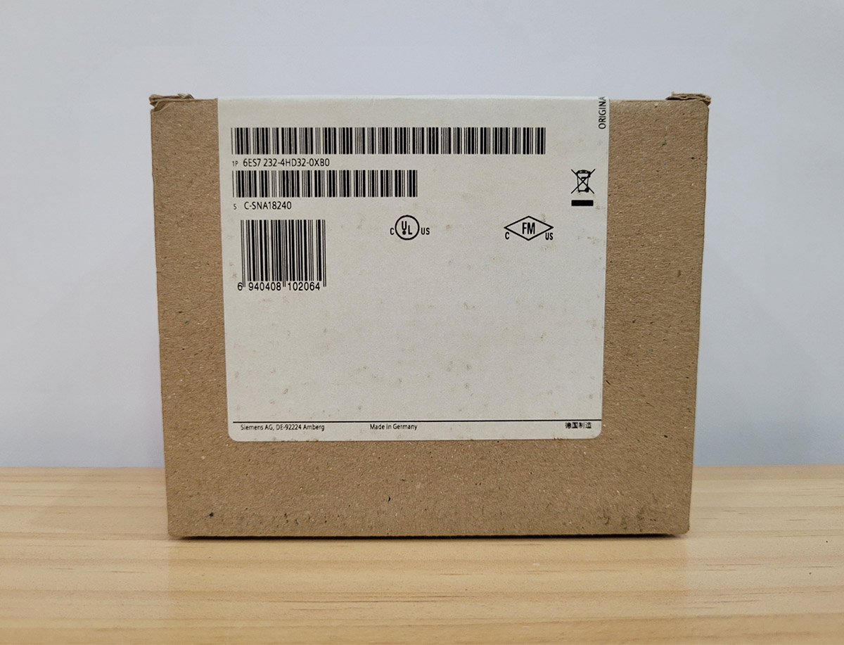 Hình ảnh thực tế vỏ hộp 6ES7232-4HD32-0XB0 Hình ảnh thực tế vỏ hộp 6ES7232-4HD32-0XB0