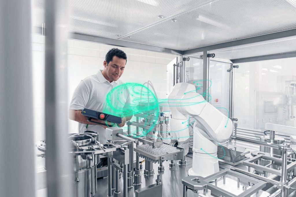 TIA Portal Integrator kết nối và tích hợp các robot của Siemens với các hệ thống cấp cao hơn như PLC, HMI và SCADA