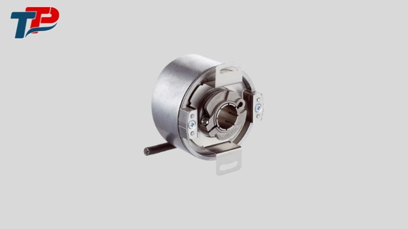 Encoder tương đối tạo ra các xung khi trục quay