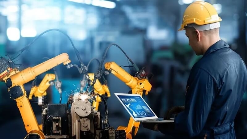 Nhiều ngành công nghiệp hiện nay đang ứng dụng tự động hóa sản xuất