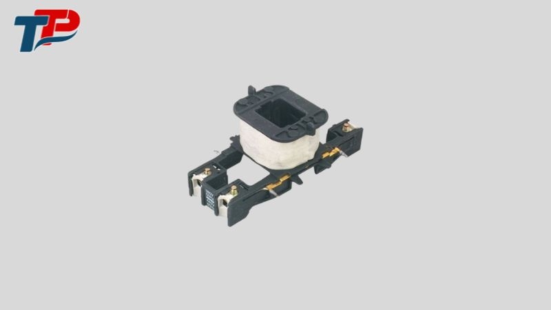Bản thân cuộn hút của khởi động từ cũng có thể là nguyên nhân gây ra tiếng ồn