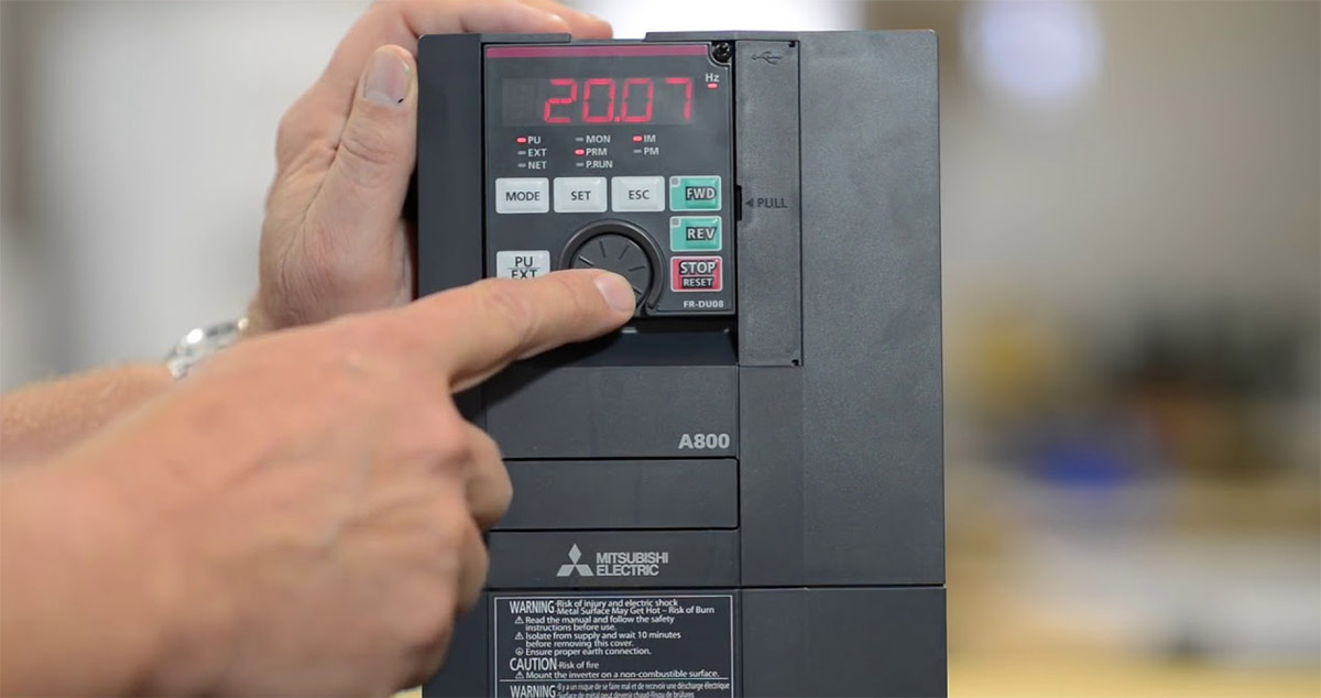 Cài đặt tham số trên biến tần Mitsubishi