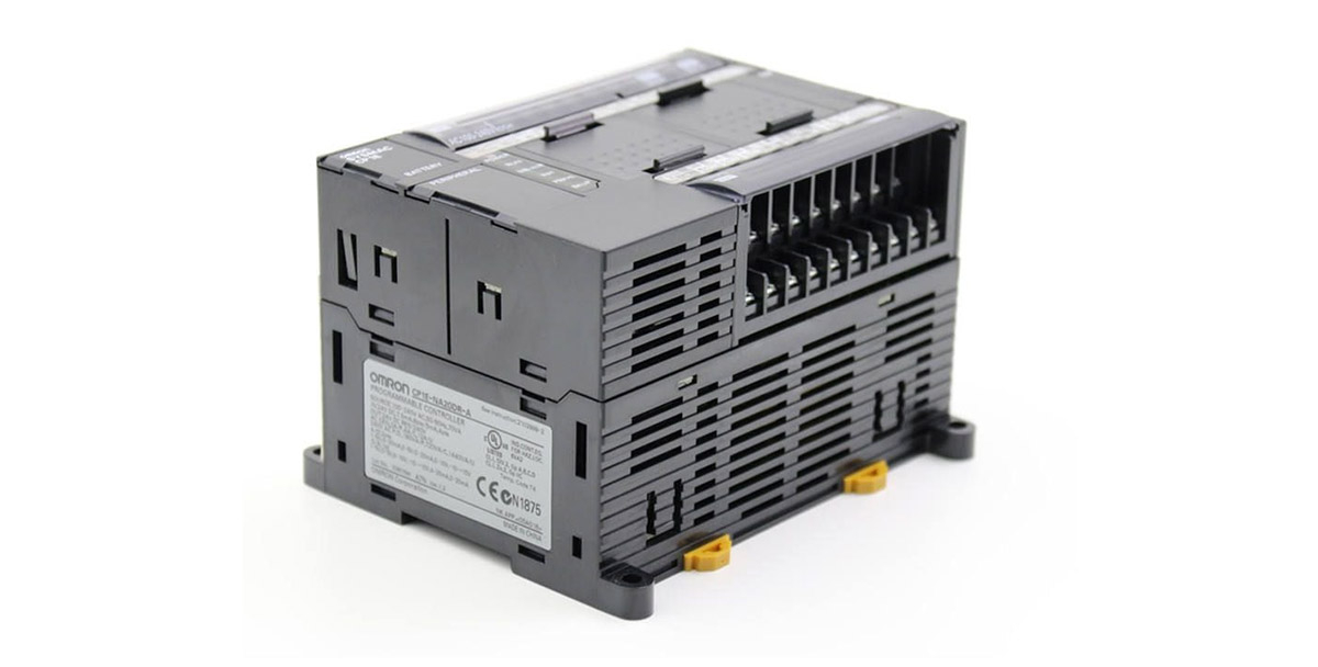 CP1E Omron là dòng mini PLC