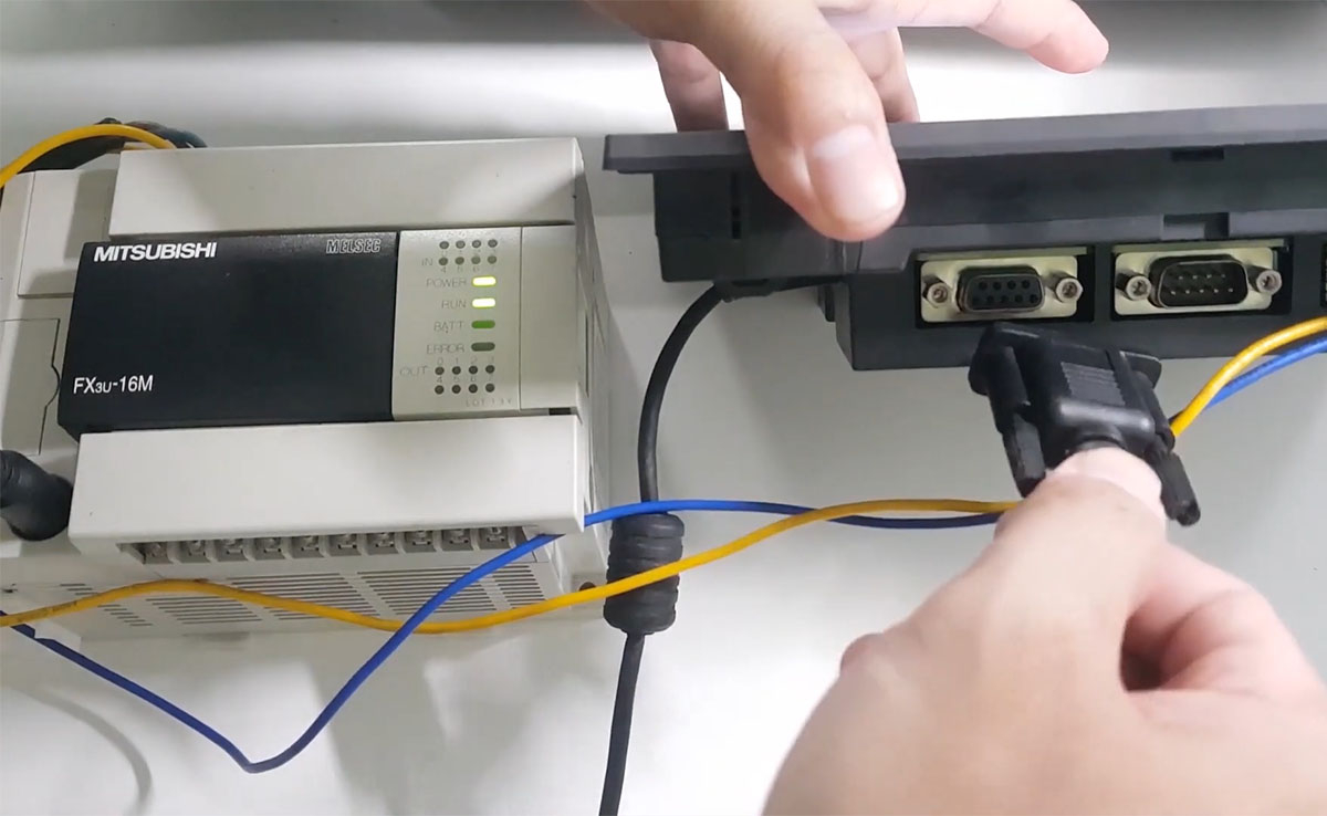 Kết nối HMI với PLC Mitsubishi