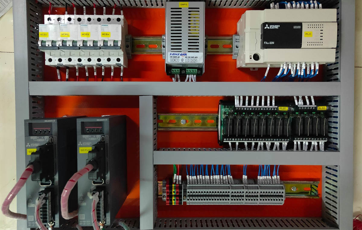 Điều khiển Servo bằng PLC Mitsubishi