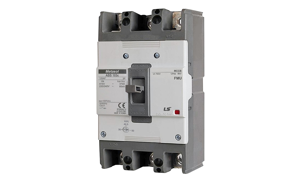 MCCB loại 3 cực