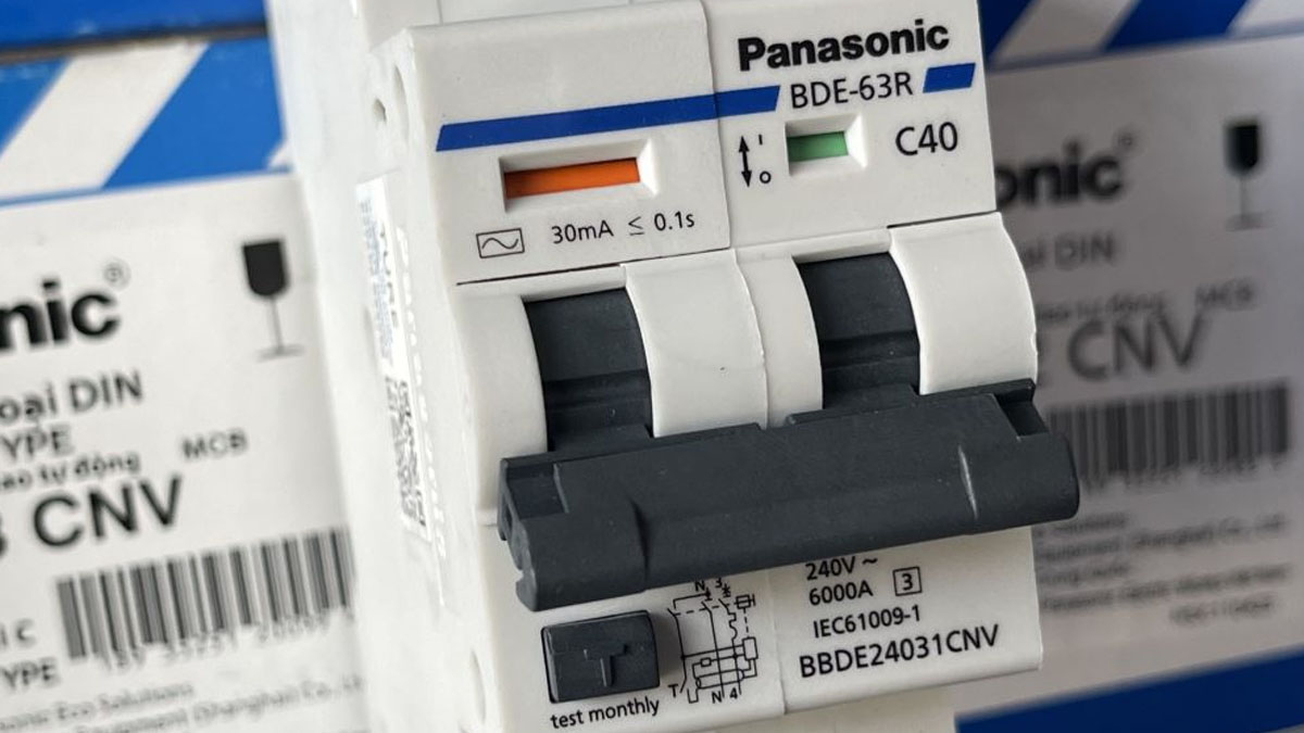 Aptomat (CB) chống giật Panasonic BBDE24031CNV