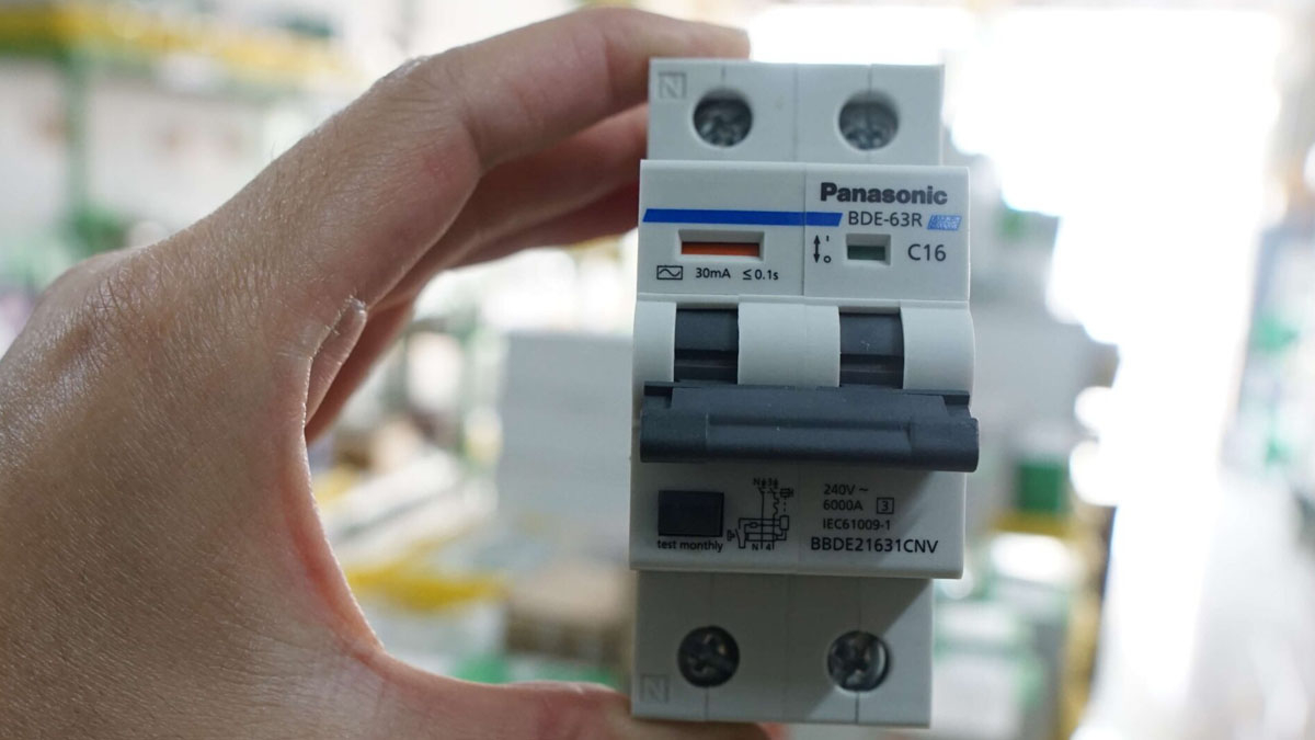 phan-phoi-cb-chong-giat-panasonic-chinh-hang Thanh Thiên Phú phân phối CB chống giật Panasonic chính hãng