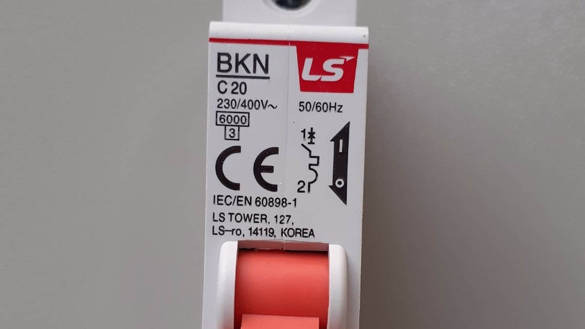 aptomat-20a-1p-bkn-c20-ls Aptomat 20A 1P BKN C20 LS