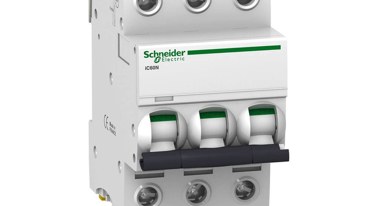 aptomat-3p-schneider-ic60n Aptomat 3P Schneider iC60N