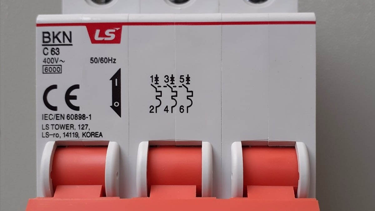 aptomat-63a-3p-bkn-c63-ls Aptomat 63A 3P BKN C63 LS