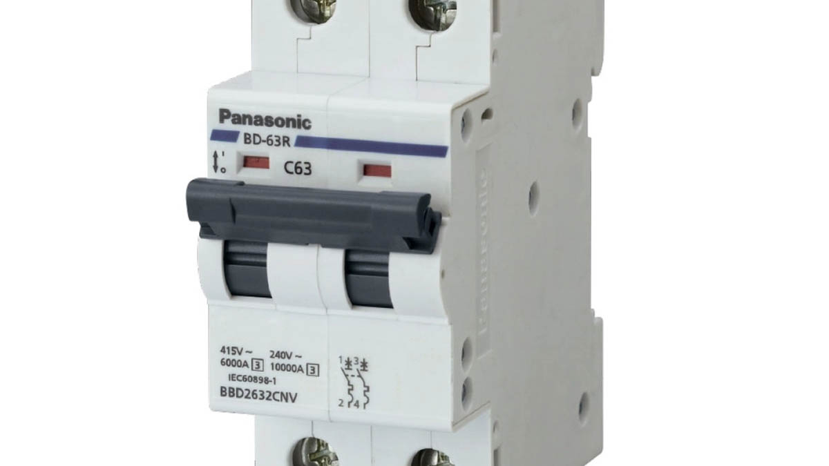 aptomat-63a-panasonic-bd-63r-c63-2p Aptomat 63A Panasonic (BD-63R C63 2P)