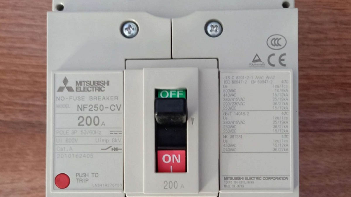 aptomat-mitsubishi-nf250-cv-3p-200a Aptomat Mitsubishi NF250-CV 3P 200A