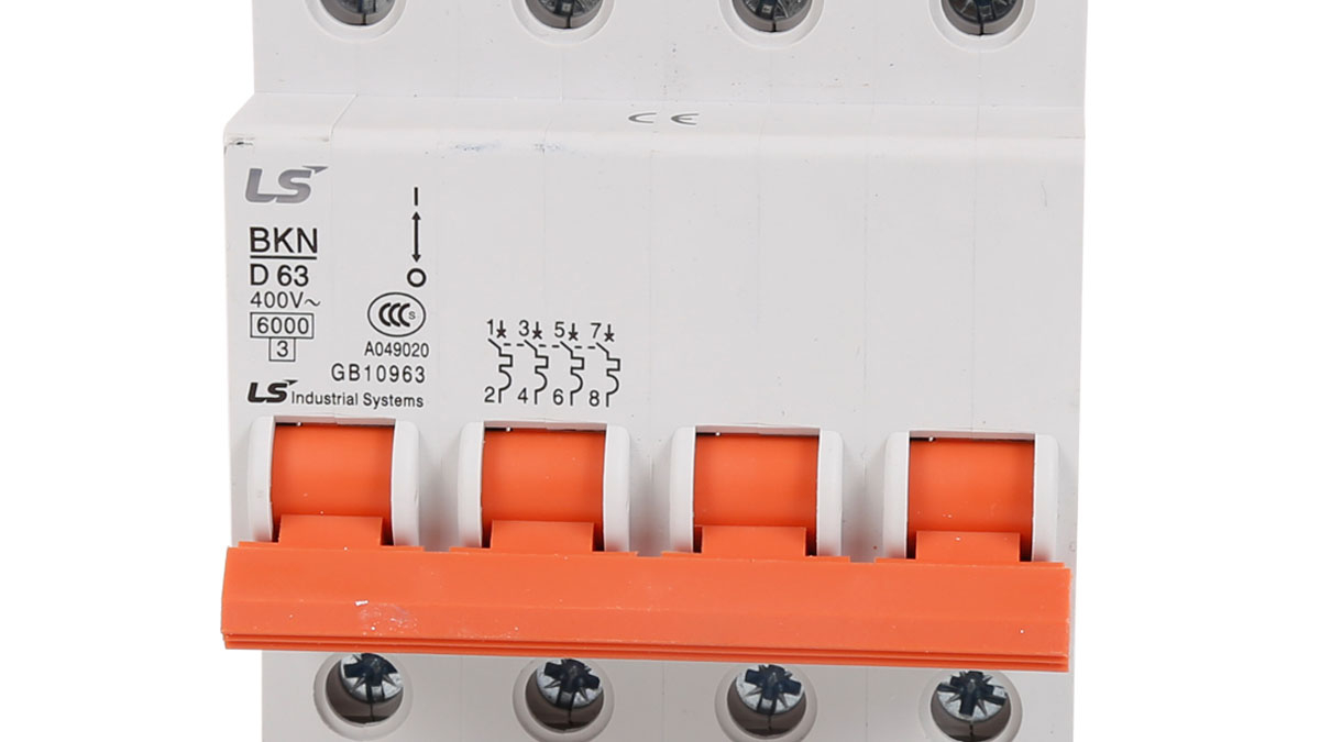 thiet-bi-dong-cat-tu-dong-aptomat-ls-bkn-d63 Thiết bị đóng cắt tự động Aptomat LS (BKN D63)